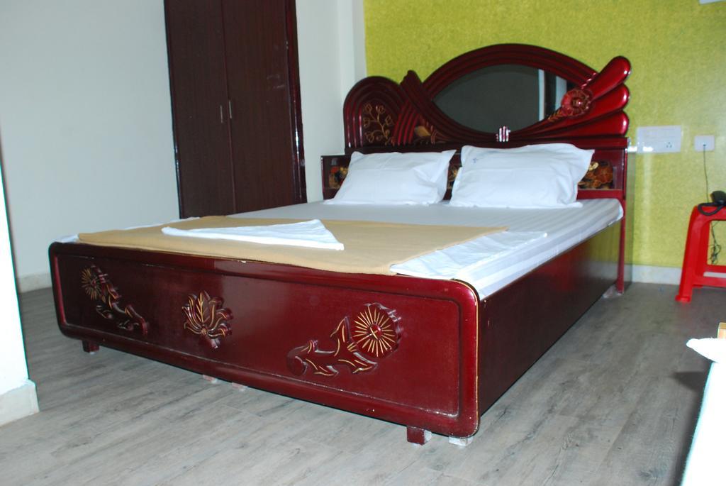 Jayalakshmi Residency 호텔 티루파티 객실 사진