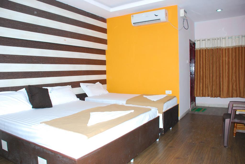 Jayalakshmi Residency 호텔 티루파티 객실 사진